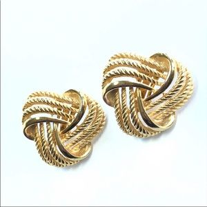Retro Inspired - Large Clip-on Earrings